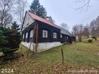 Brtníky č. p. 161 - Pohled na objekt z východu (Zdroj: S. Šulcová, 2024)