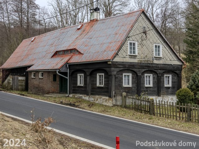 Brtníky č. p. 161 - Pohled na objekt z jihu (Zdroj: S. Šulcová, 2024)