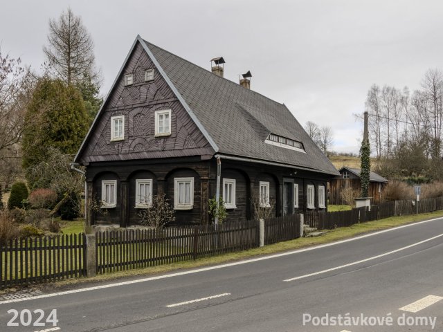 Brtníky č. p. 177 - Pohled na objekt z jihozápadu (Zdroj: S. Šulcová, 2024)