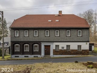 Brtníky č. p. 49 - Pohled na objekt z jihovýchodu (Zdroj: S. Šulcová, 2024)