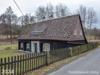 Brtníky č. ev. 30 - Pohled na objekt ze severovýchodu (Zdroj: S. Šulcová, 2024)